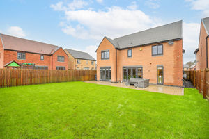 Photo 17- click for photo gallery